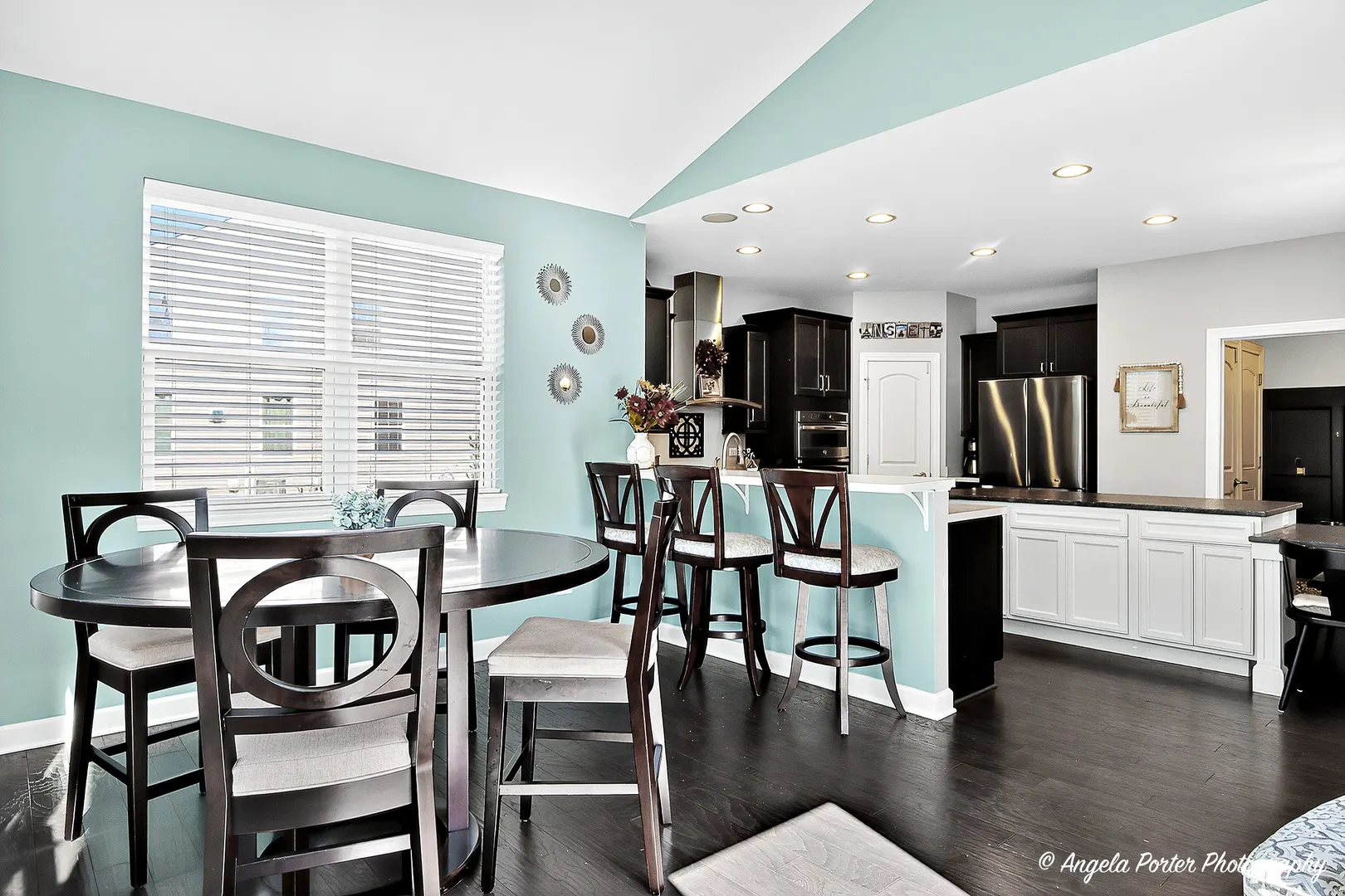 2085 Walnut Glen Boulevard IL