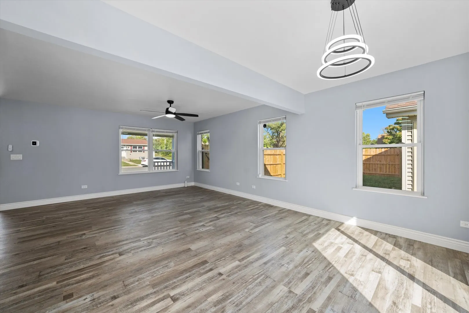 1541 Center Street IL
