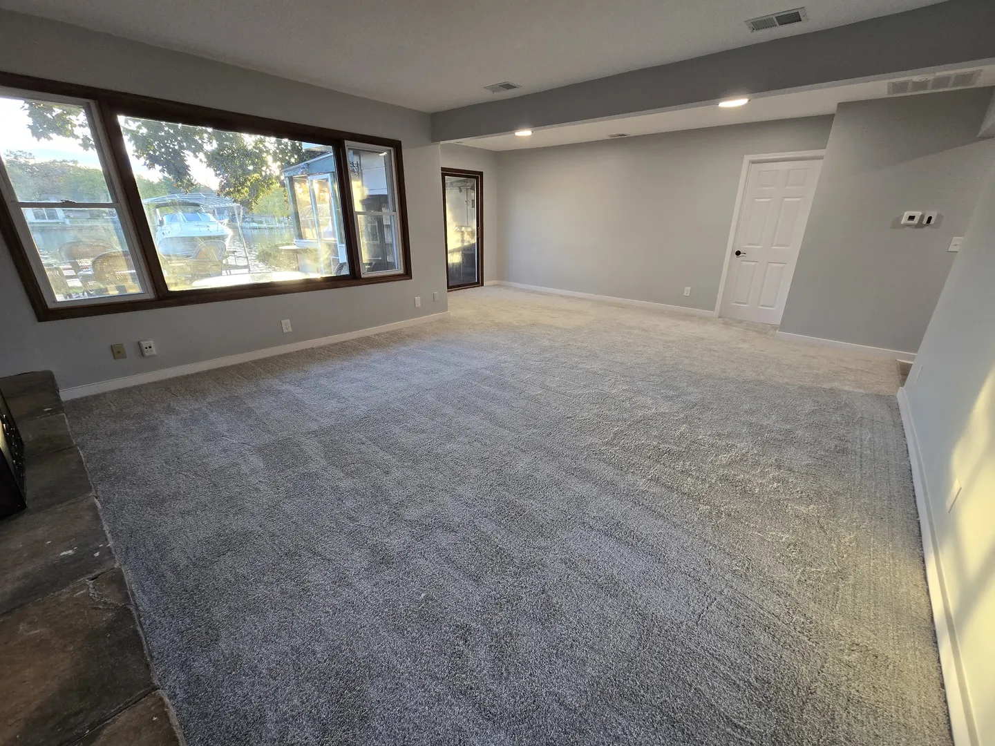 1007 N River Road IL