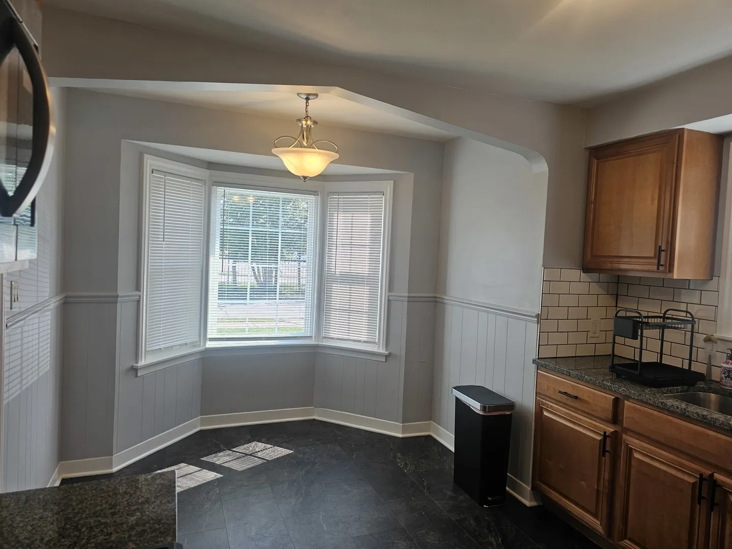 2320 S 9th Avenue S IL