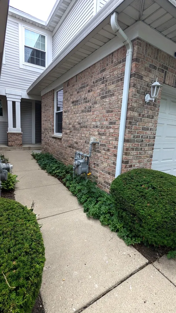 115 BAY Drive IL