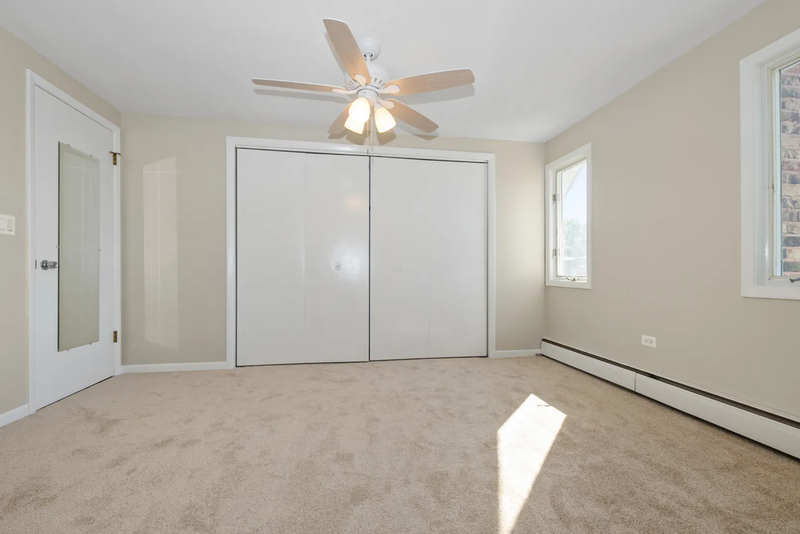 215 Dee Road IL