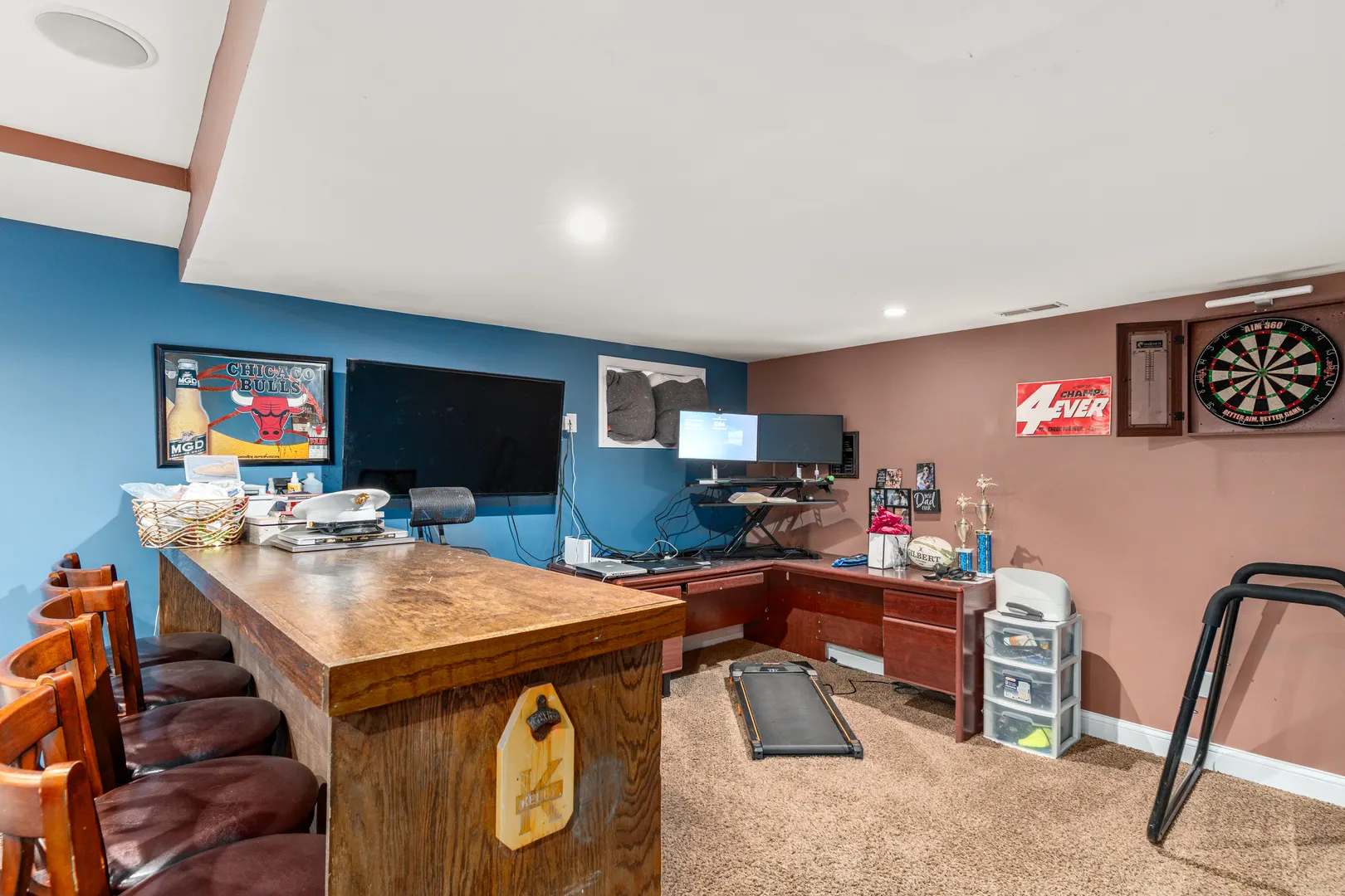 7407 Ridgefield Lane IL