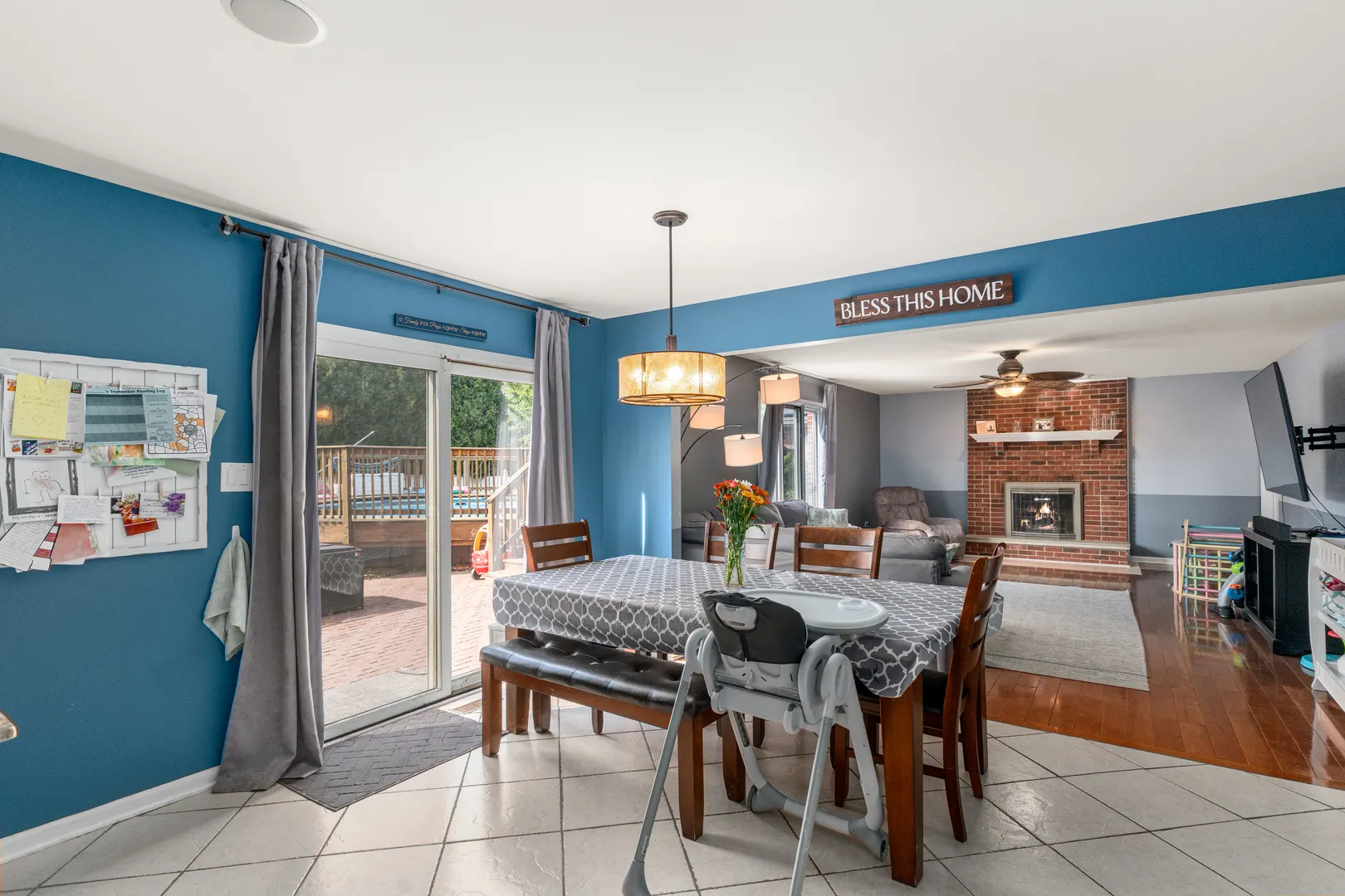 7407 Ridgefield Lane IL