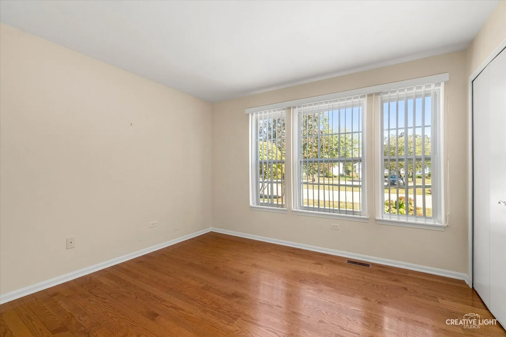 505 Parkland Court IL