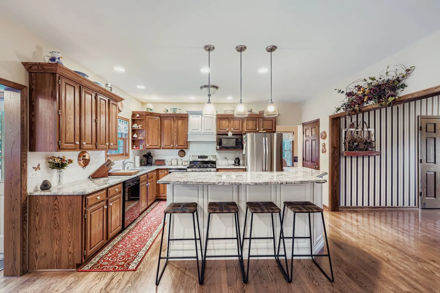 13N441 Coombs Road IL