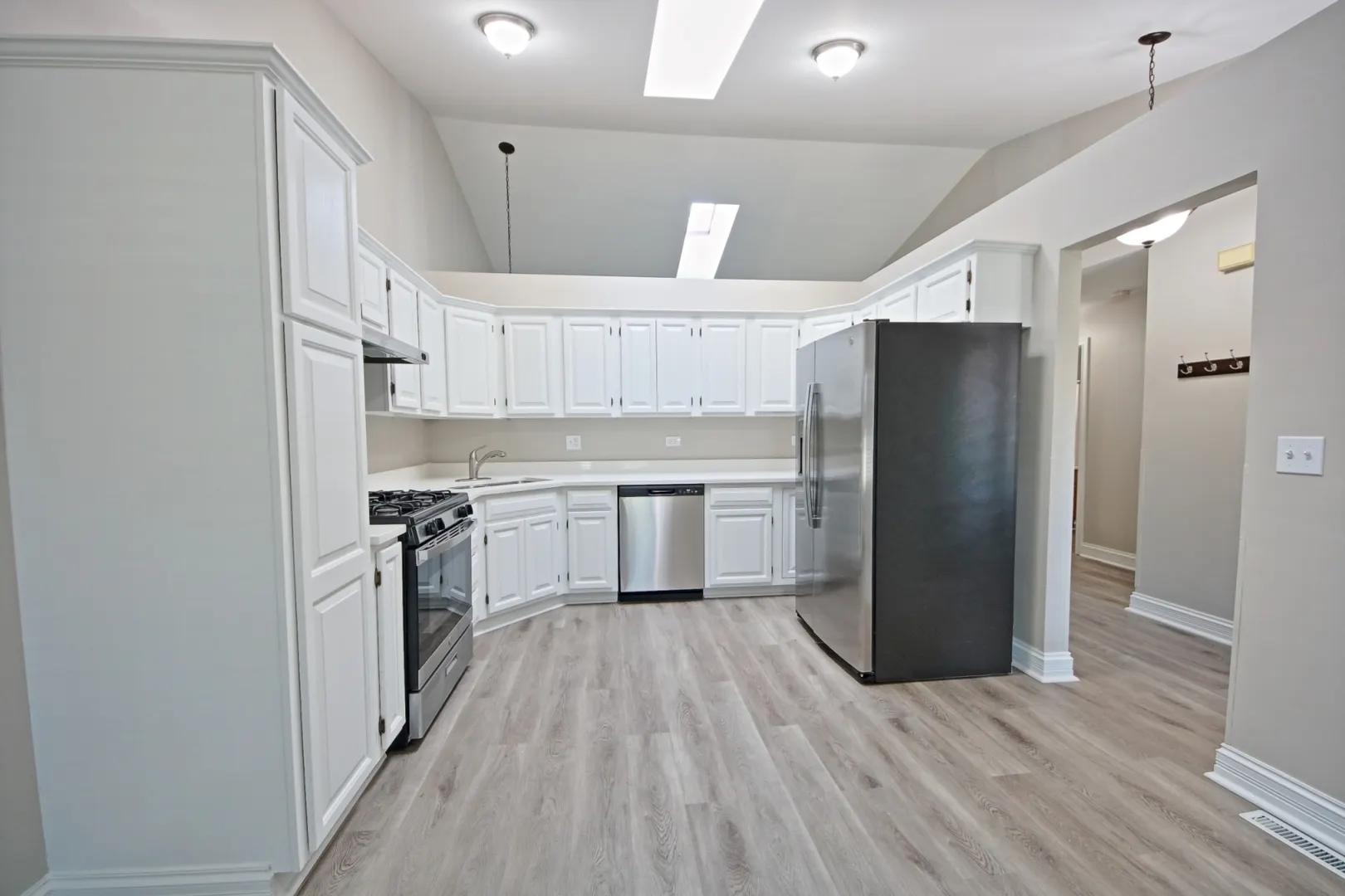 20 Echo Hill IL