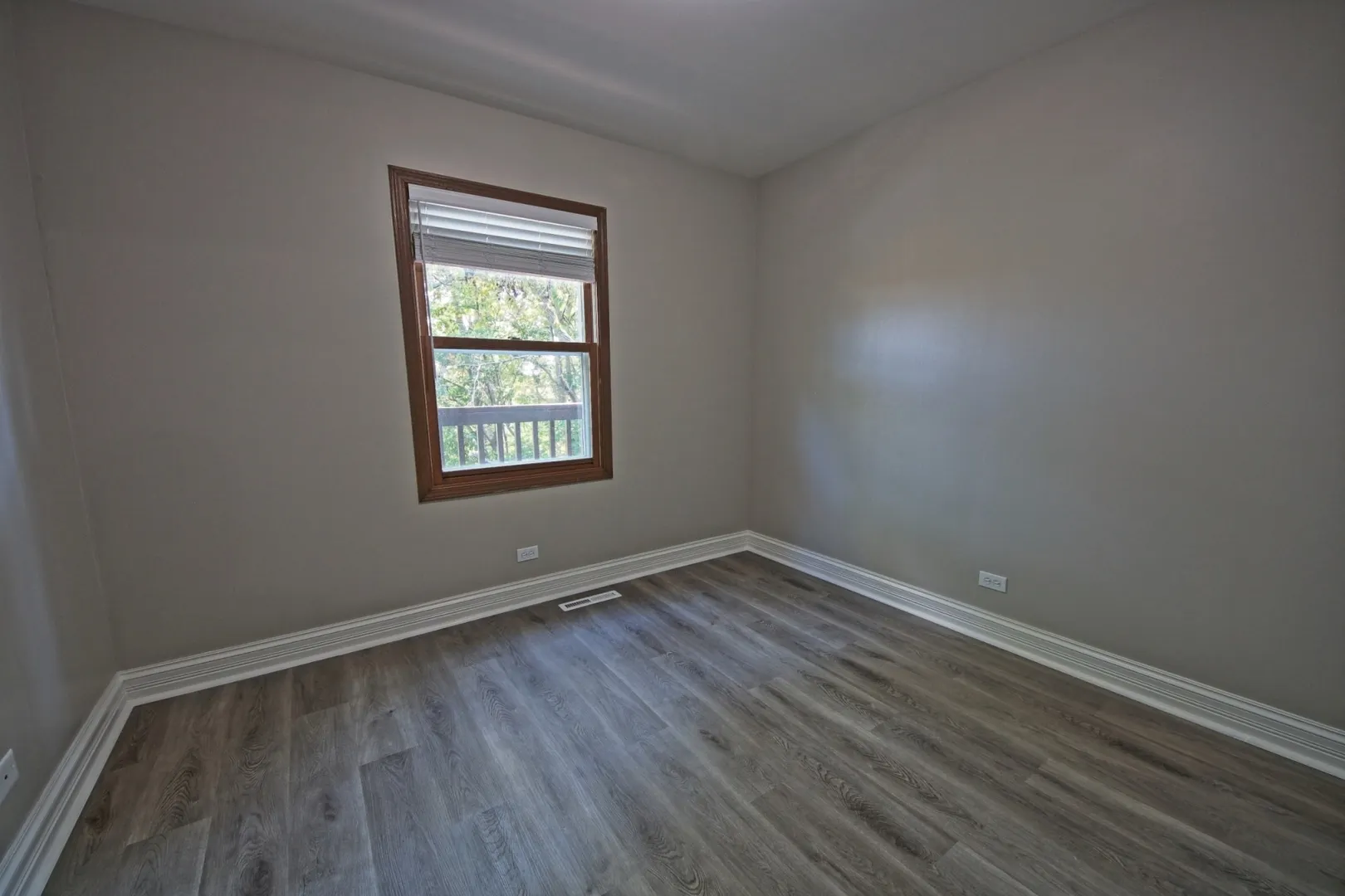 20 Echo Hill IL