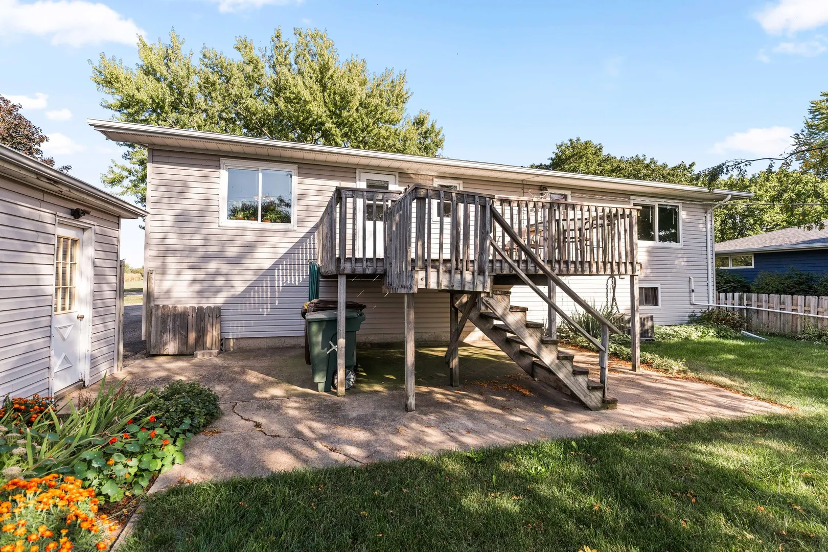 409 S Shabbona Road IL