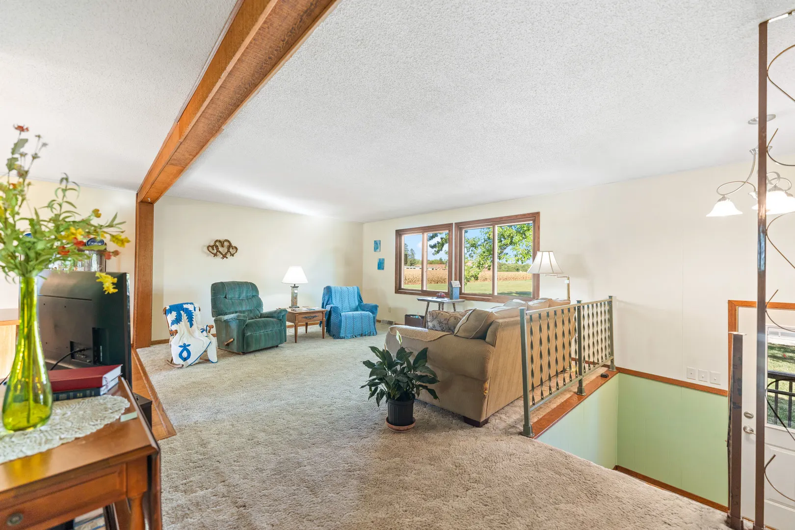 409 S Shabbona Road IL