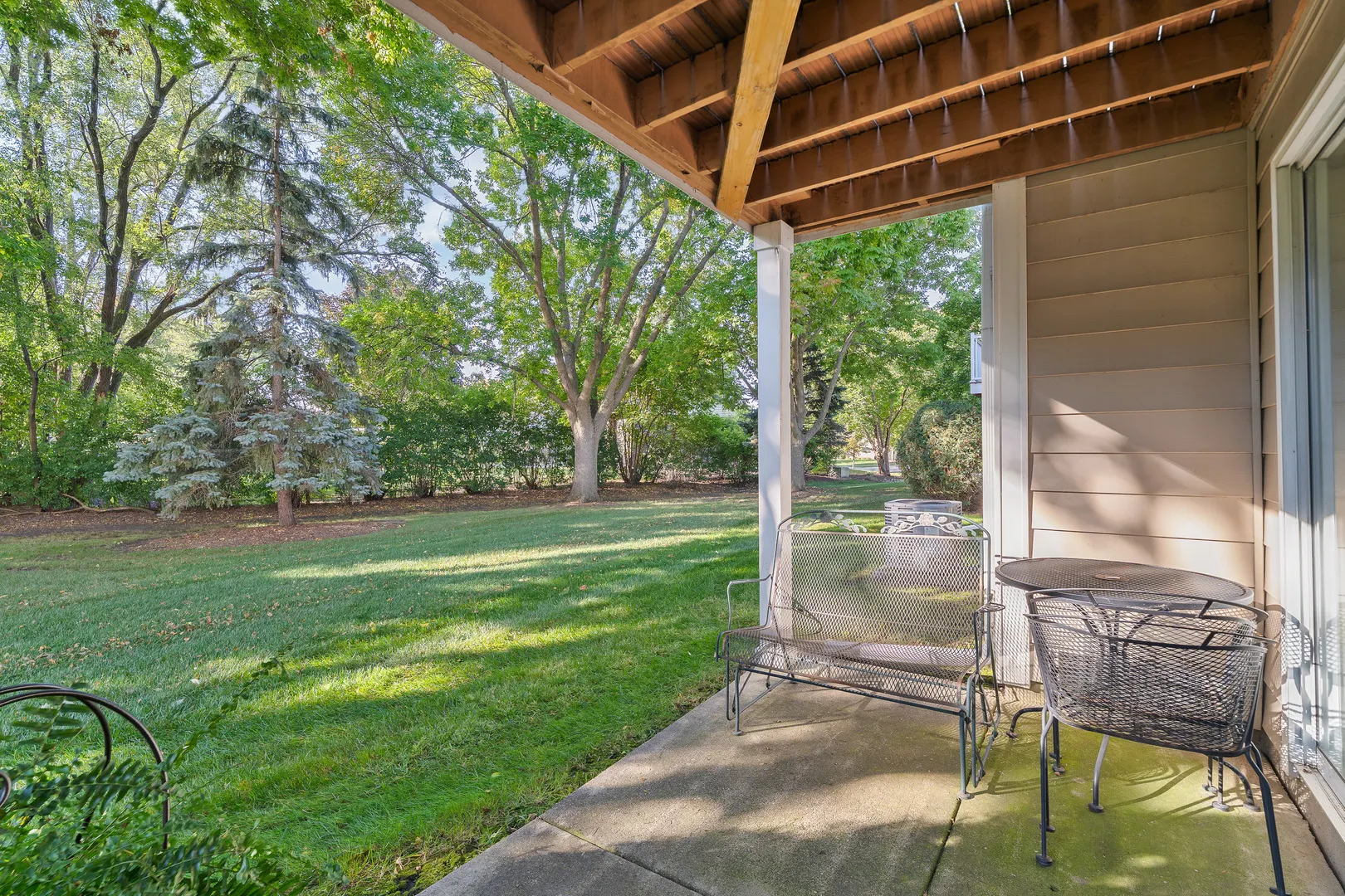 561 PARKVIEW Terrace 561 IL