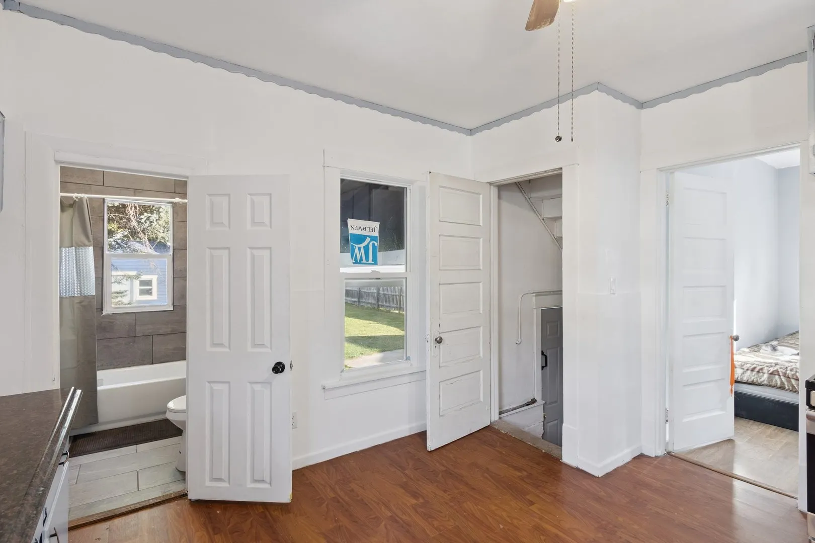 434 16th Avenue IL