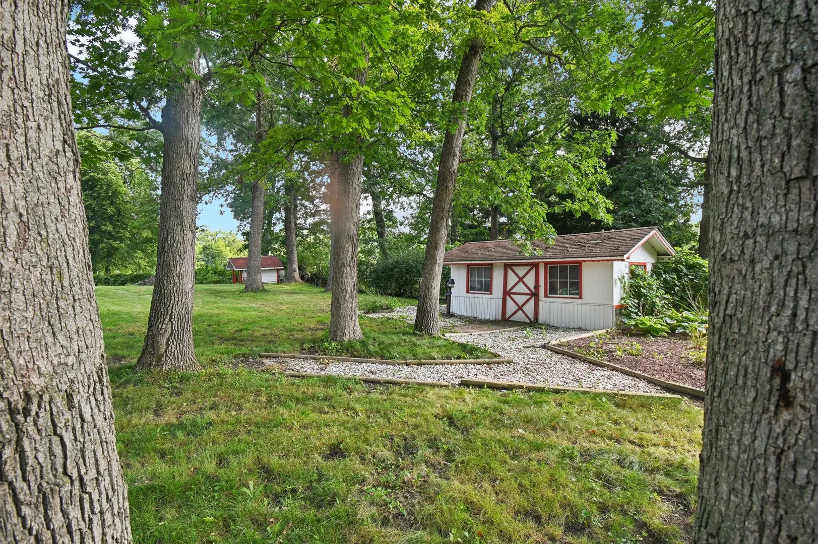 38683 N Lewis Avenue IL