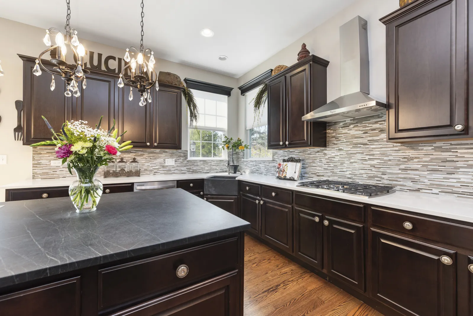 4545 Foxgrove Drive IL