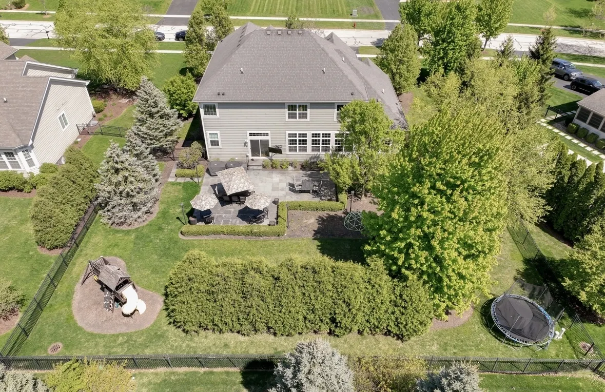 4545 Foxgrove Drive IL