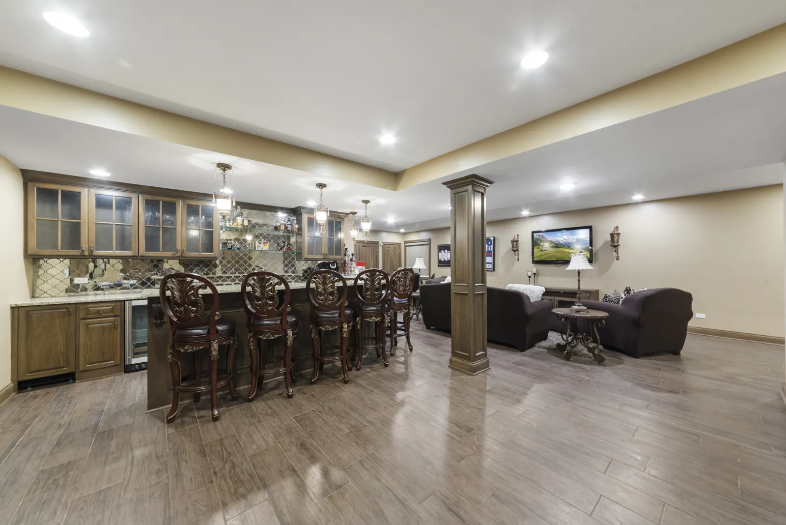 4545 Foxgrove Drive IL