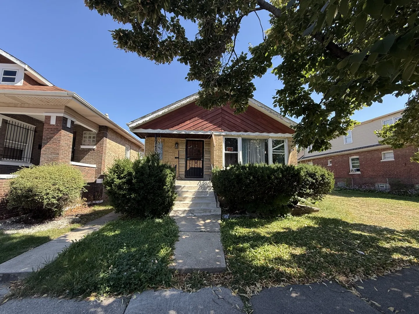 8025 S Loomis Boulevard IL