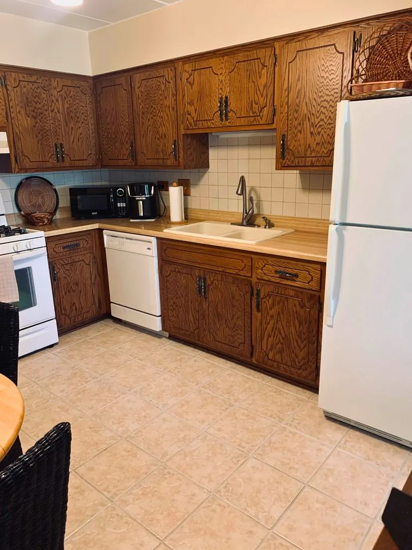 16001 Eagle Ridge Drive 1S IL