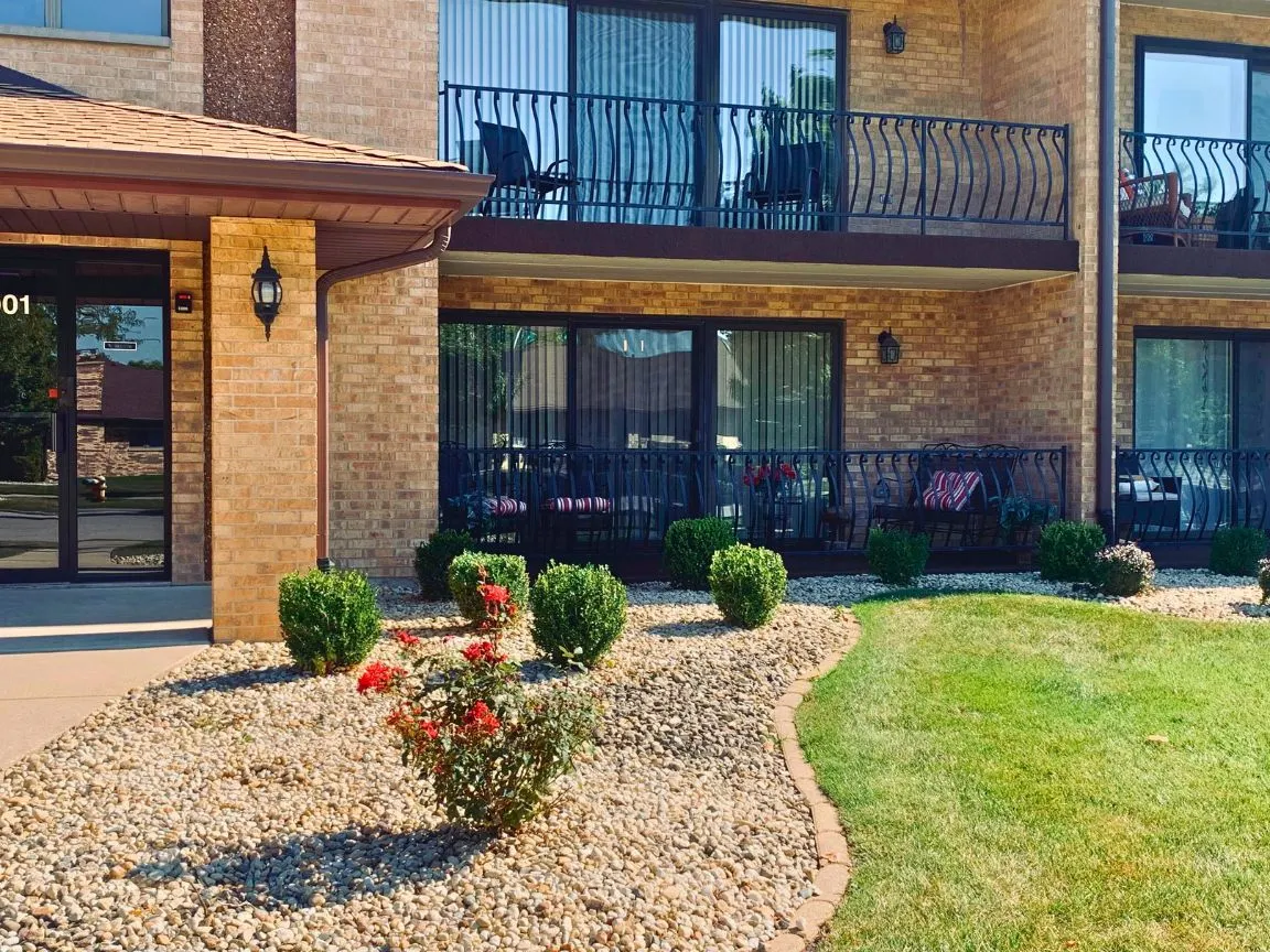 16001 Eagle Ridge Drive 1S IL