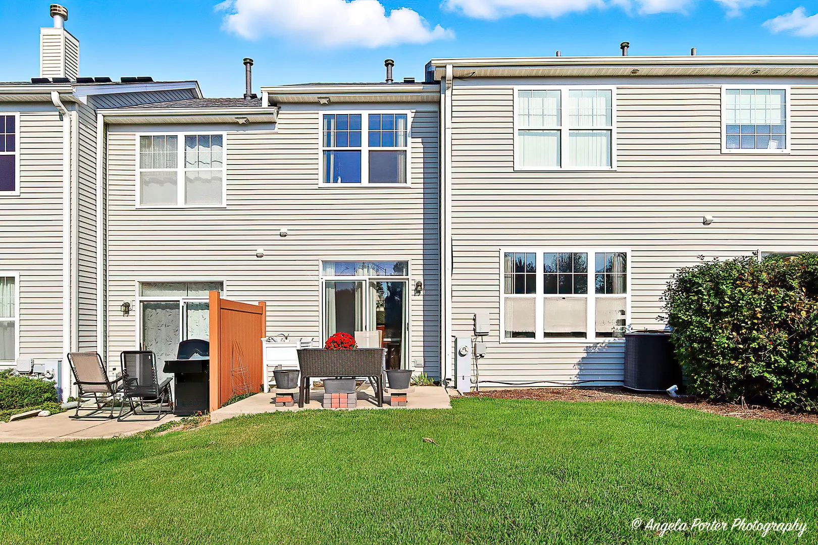 2810 Cattail Court B IL