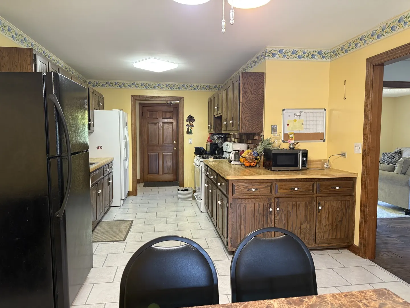 745 Donna Avenue IL