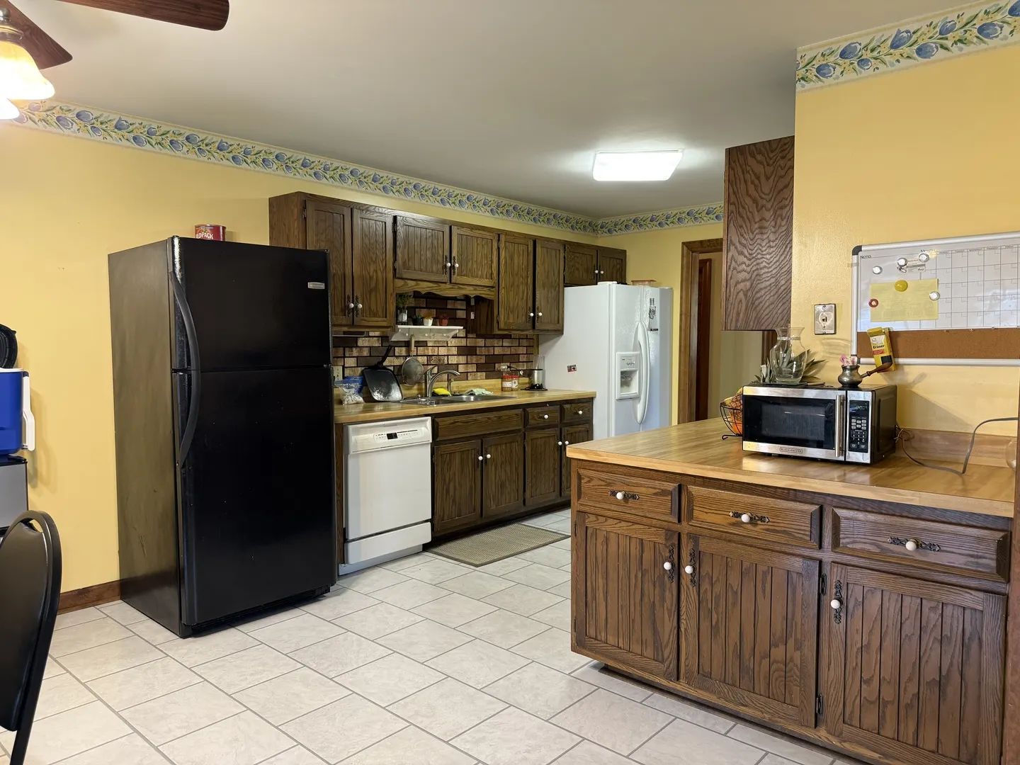 745 Donna Avenue IL