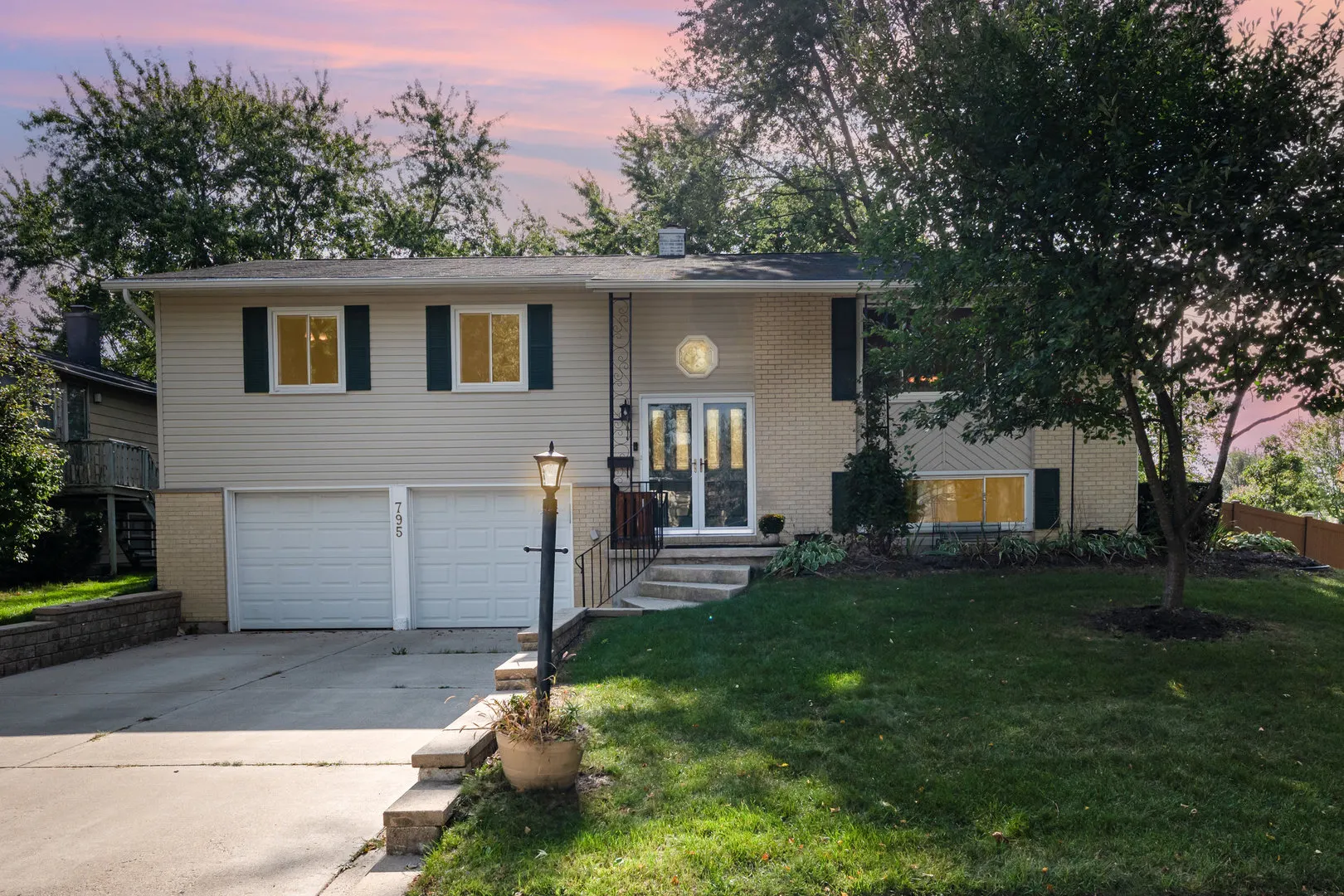 795 Plymouth Road IL