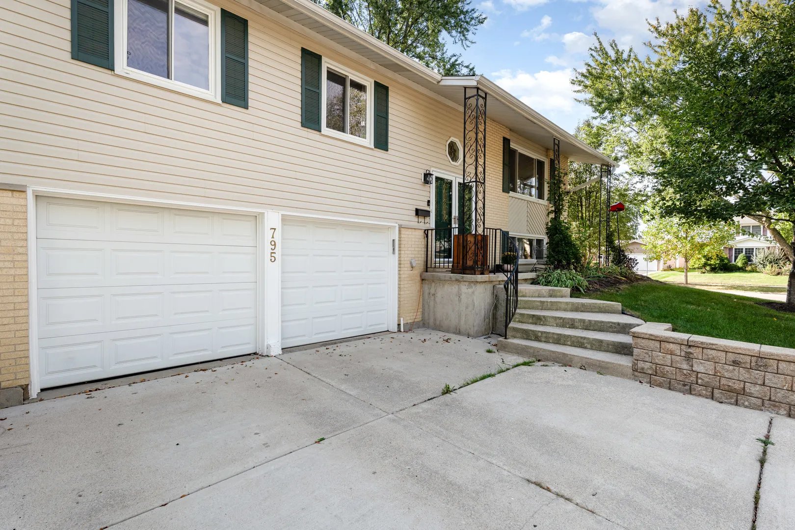 795 Plymouth Road IL