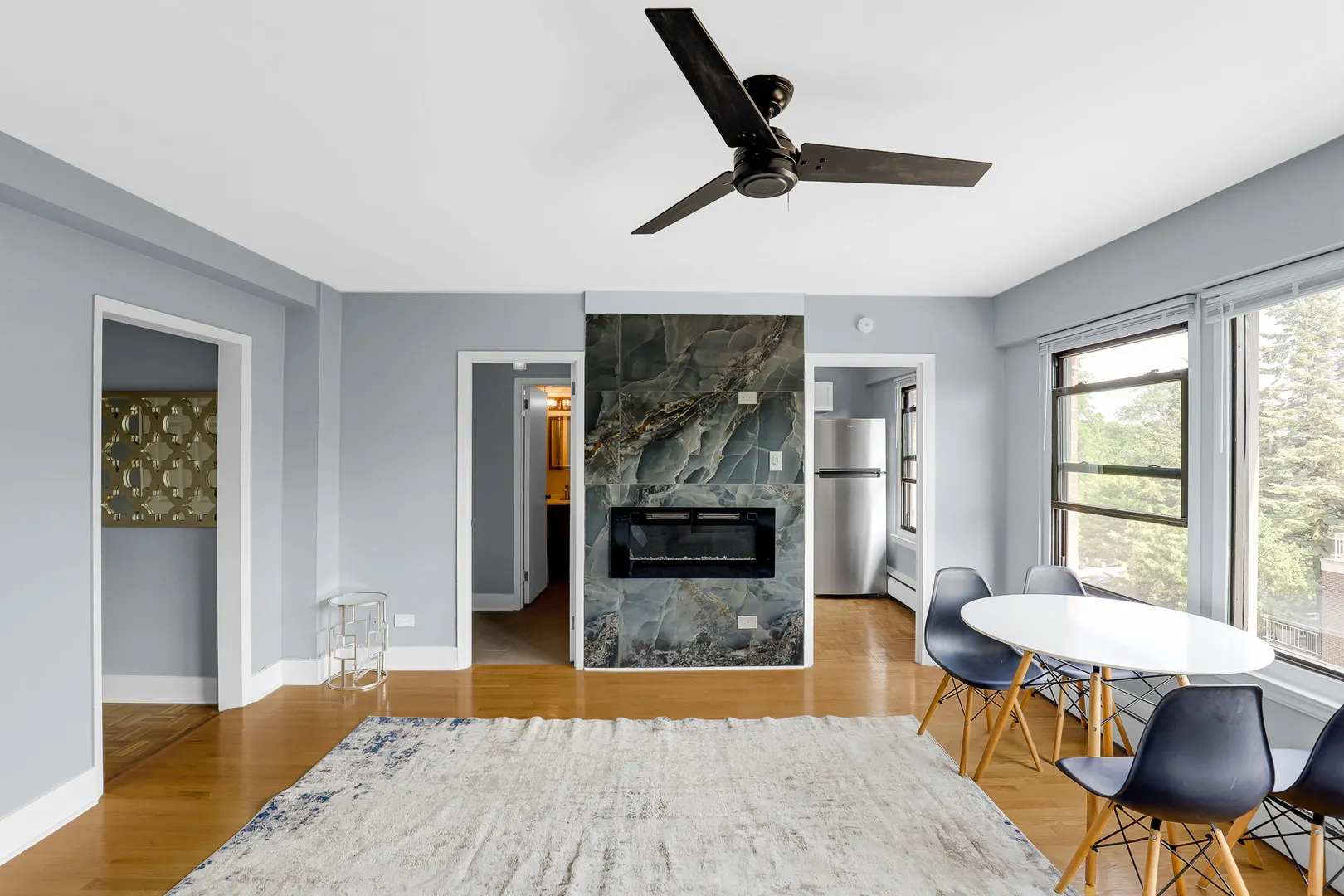 4880 N Marine Drive 404 IL