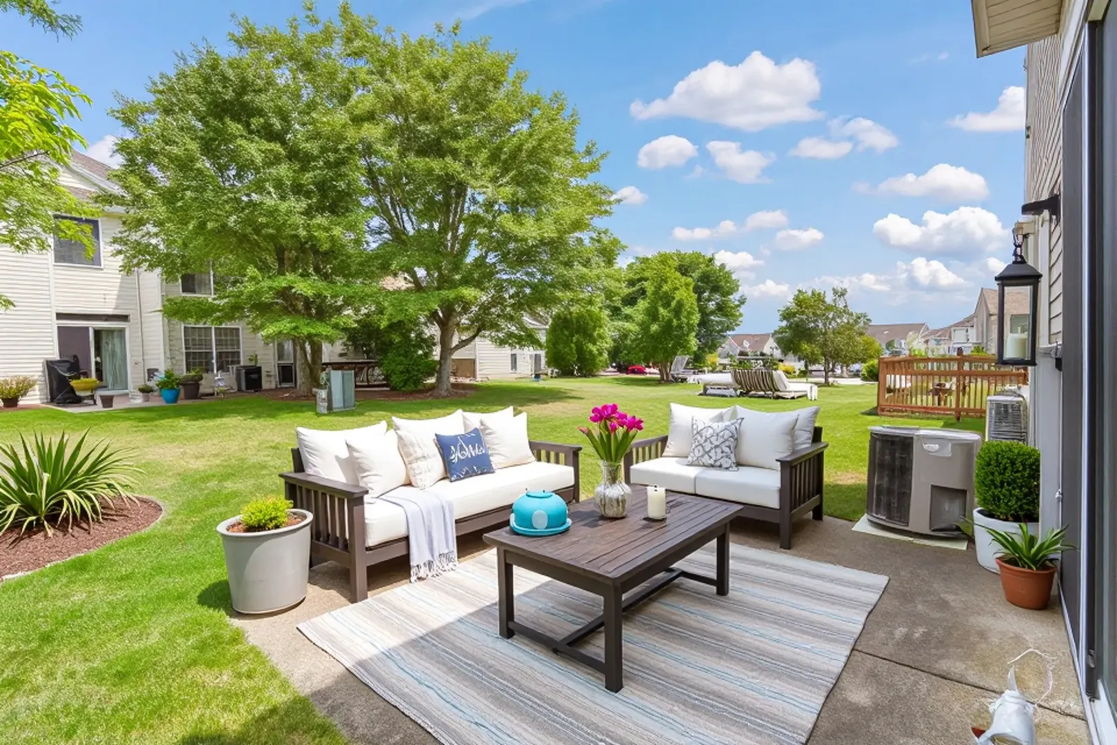 951 Viewpoint Drive 951 IL