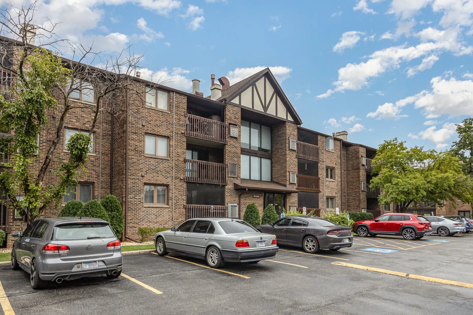 10355 Menard Avenue 216 IL