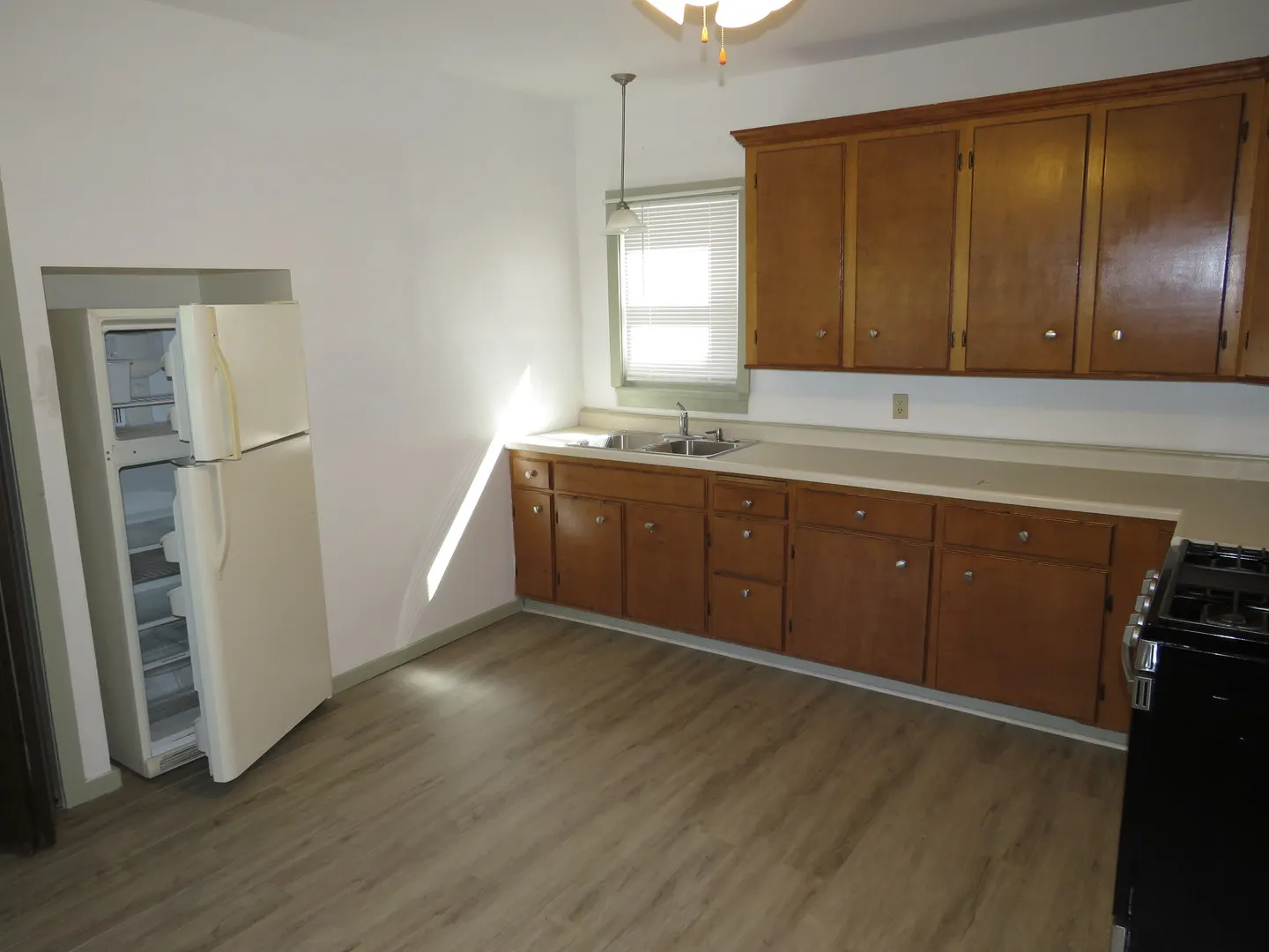 304 E Main Street A IL