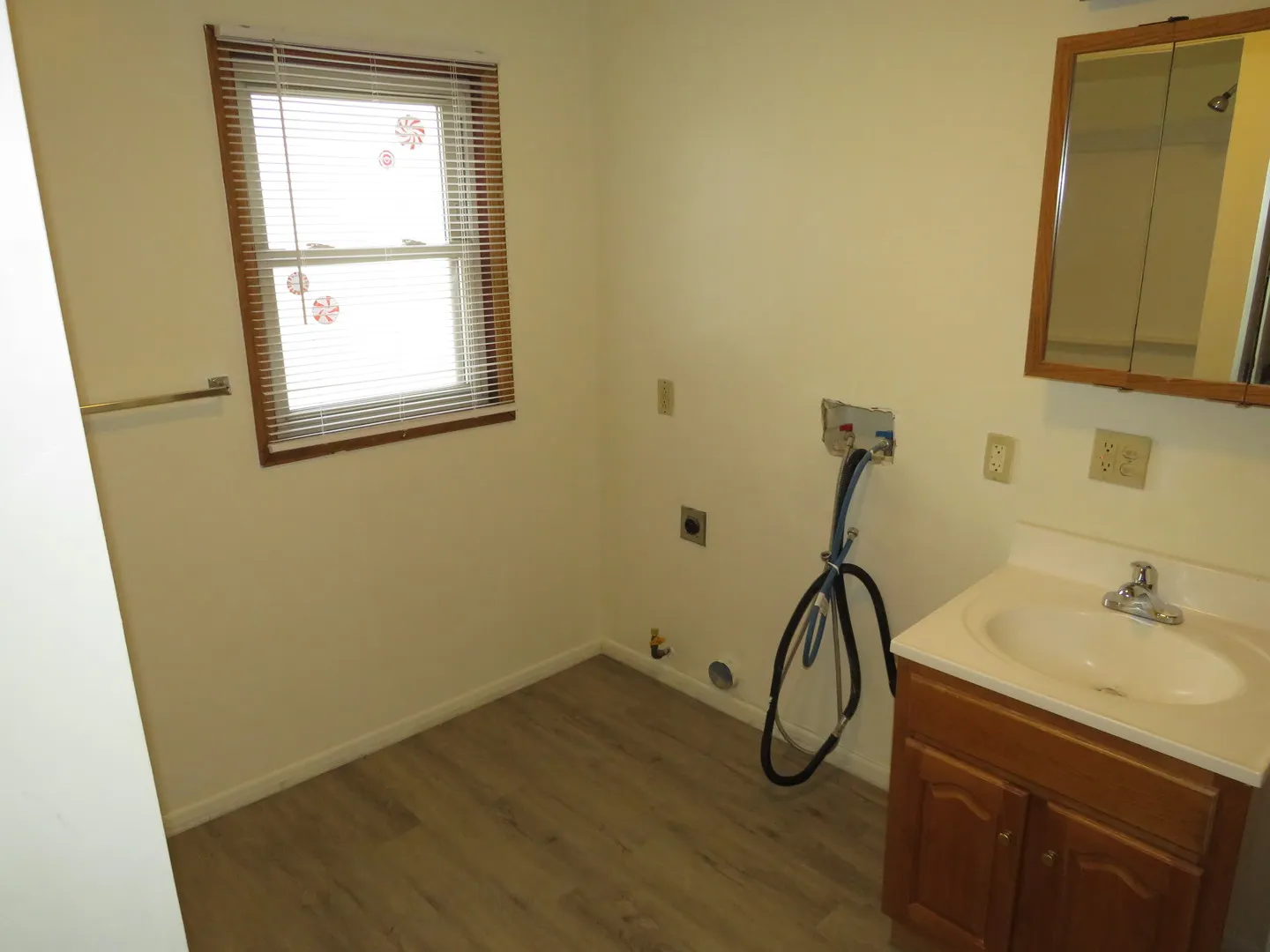 304 E Main Street A IL