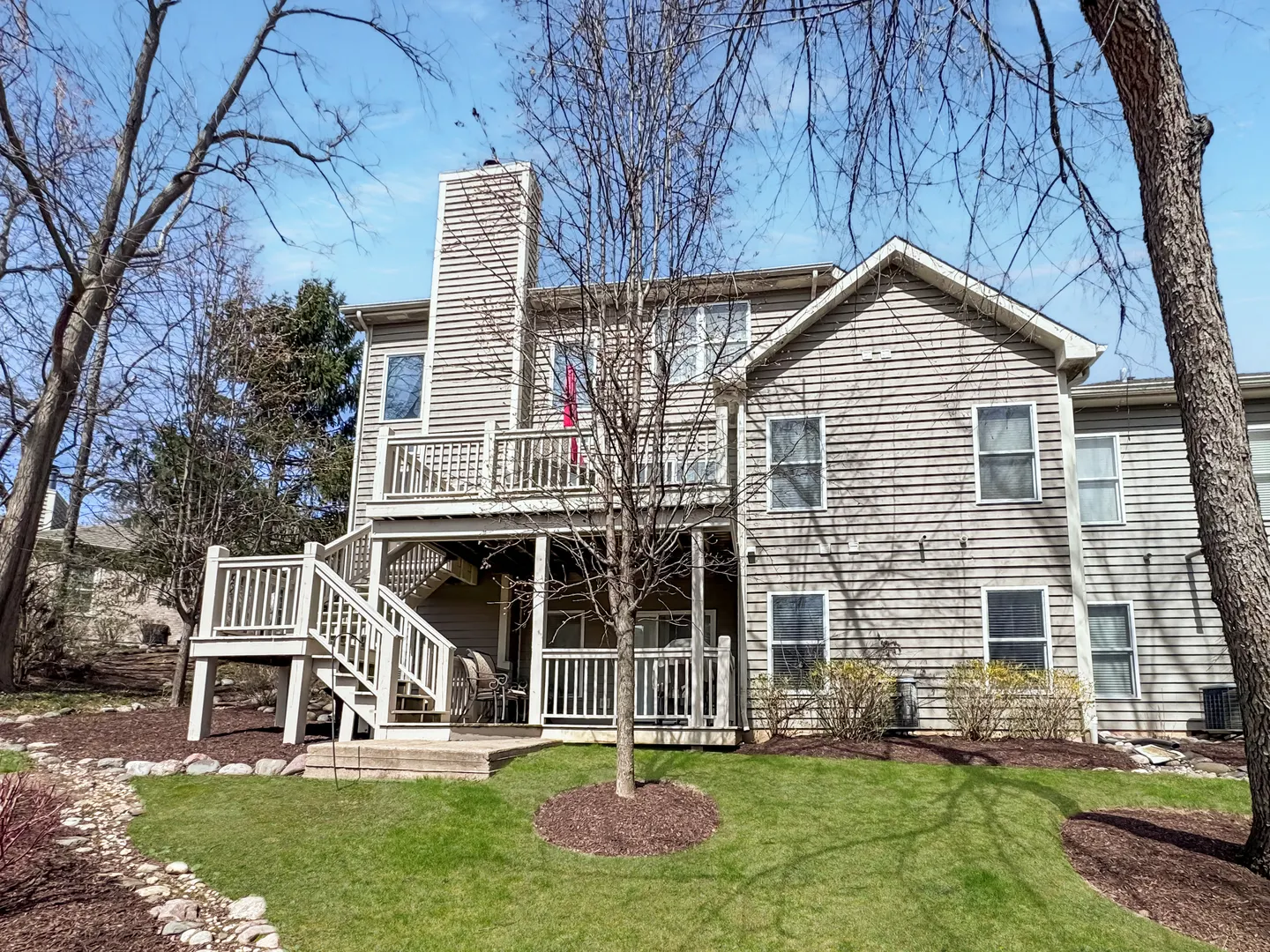 1419 White Oak Lane IL