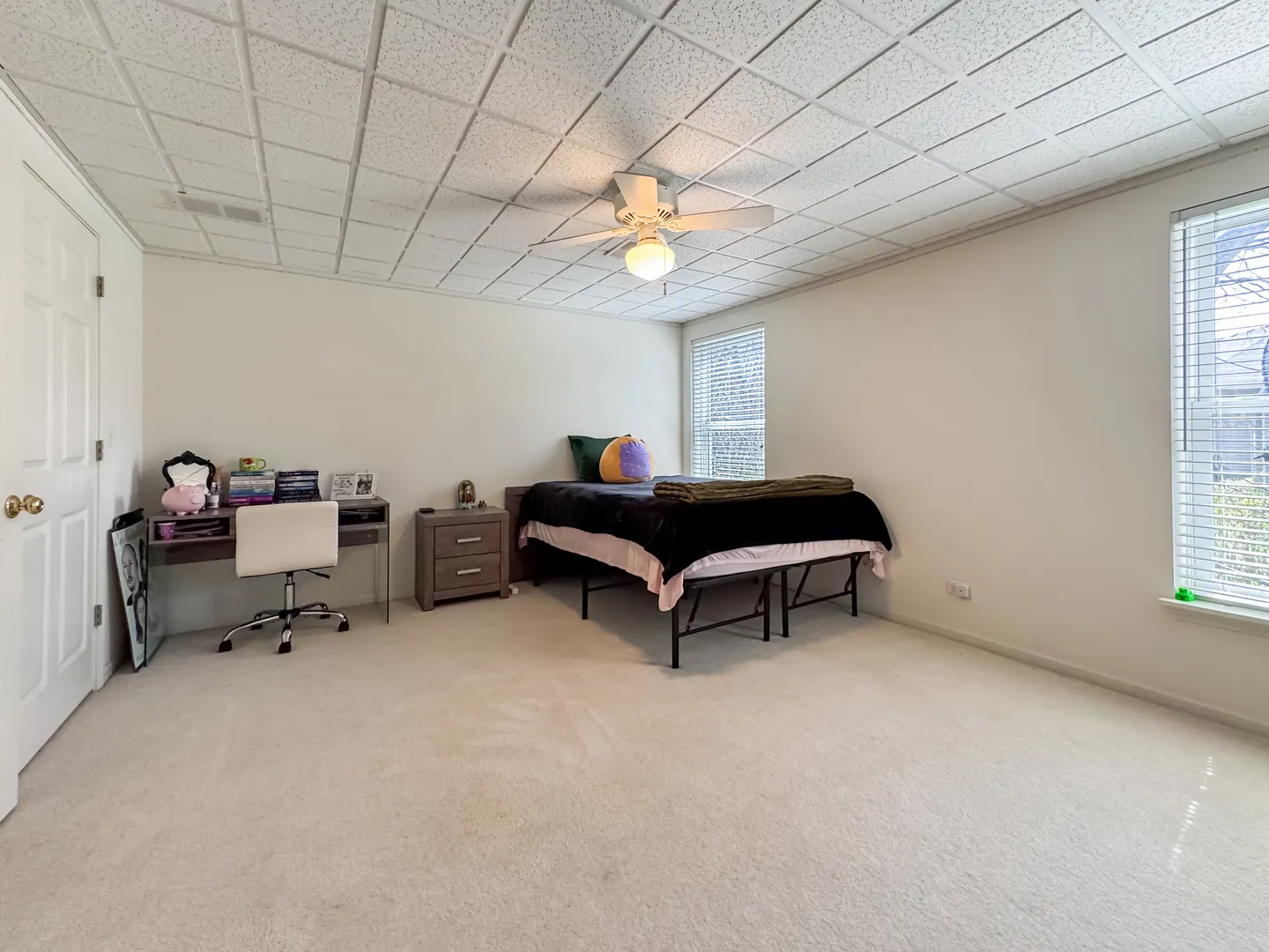 1419 White Oak Lane IL