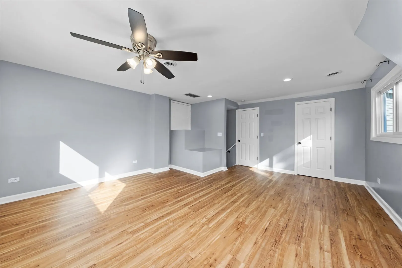 27W120 Williams Street IL