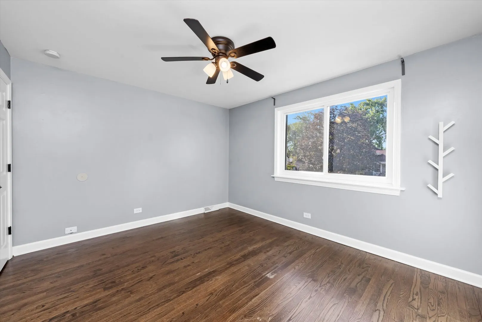 27W120 Williams Street IL