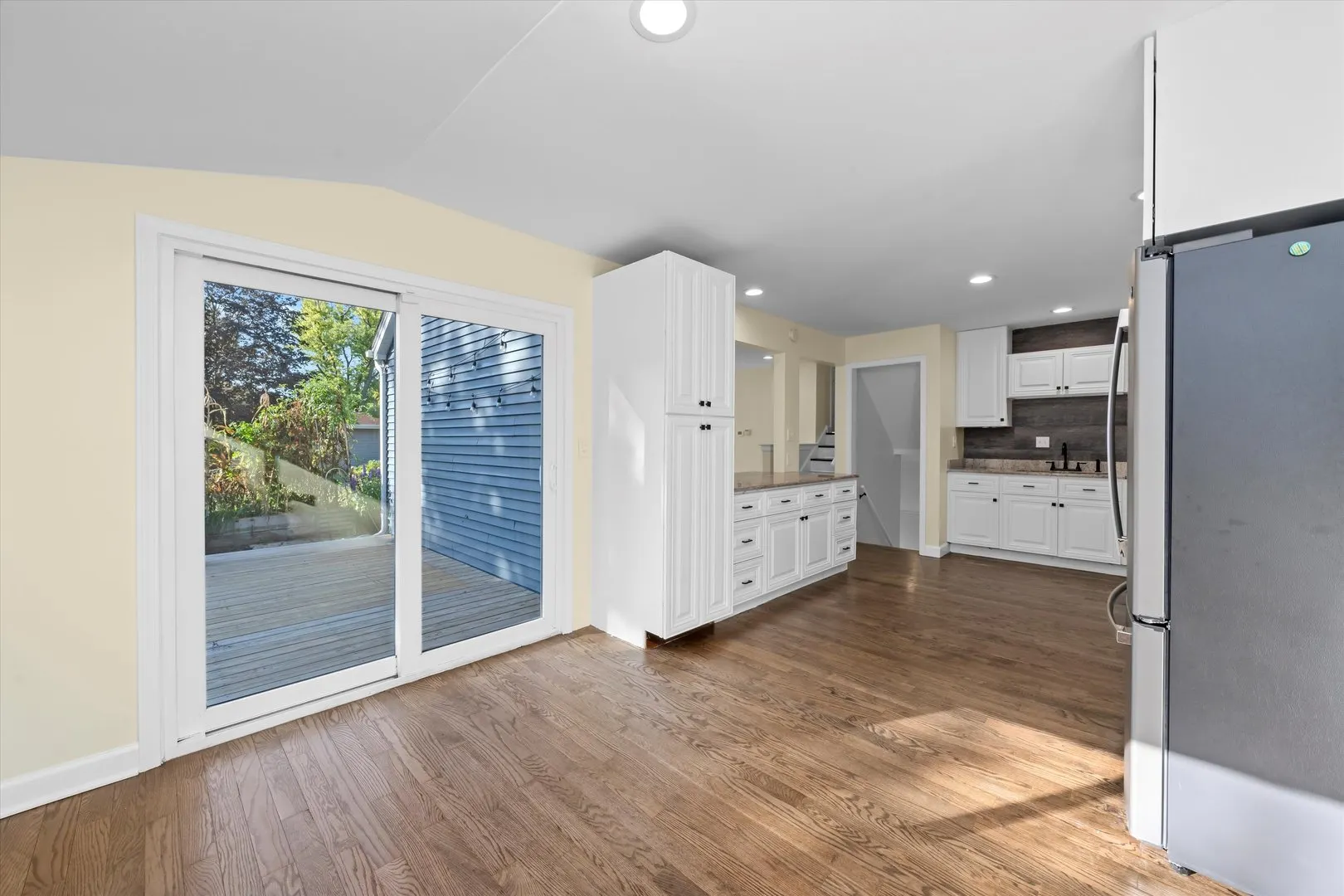27W120 Williams Street IL