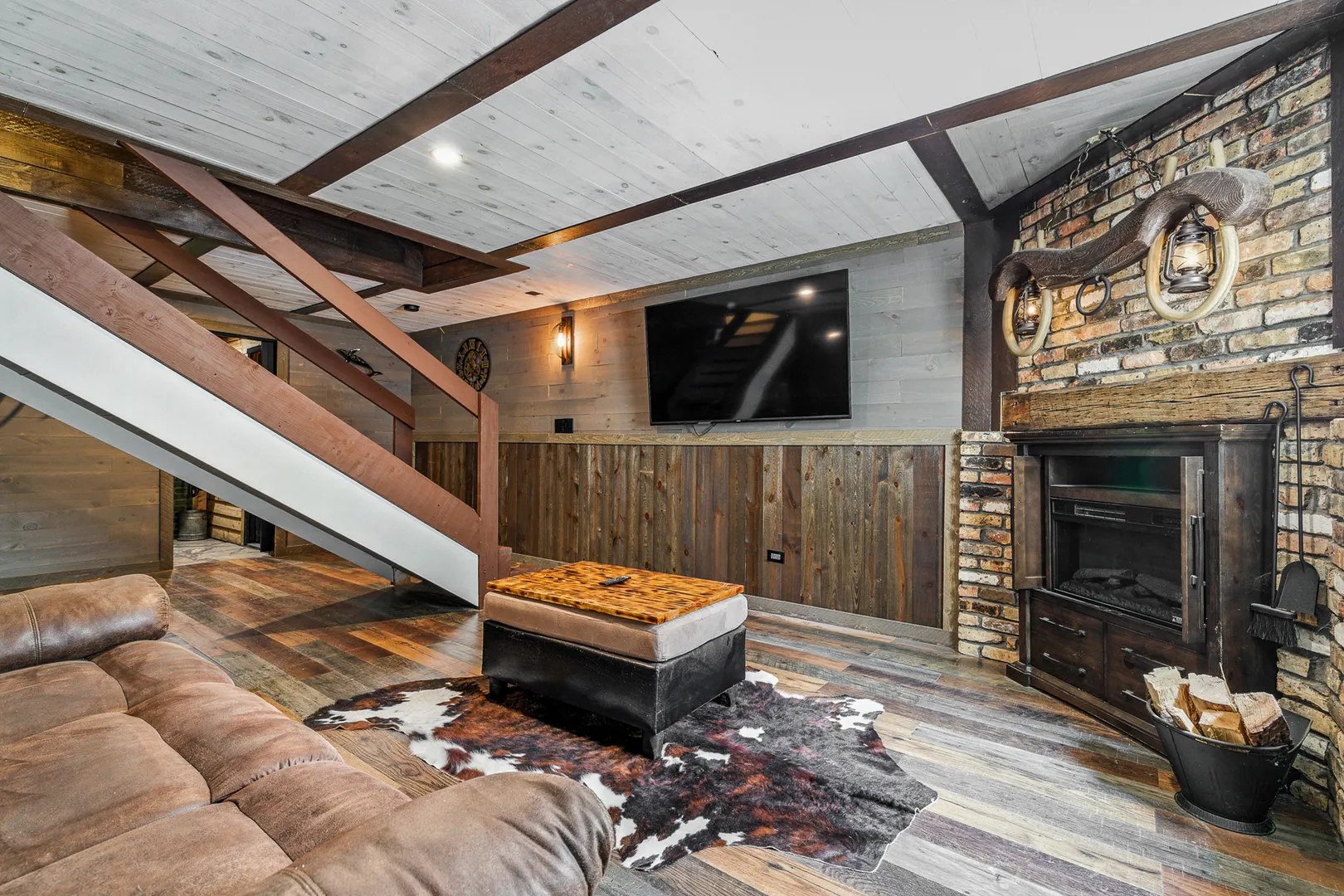 566 Mihelich Lane IL
