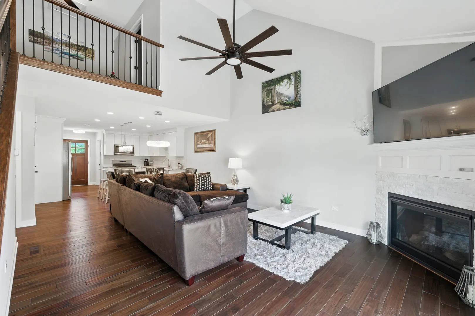 566 Mihelich Lane IL