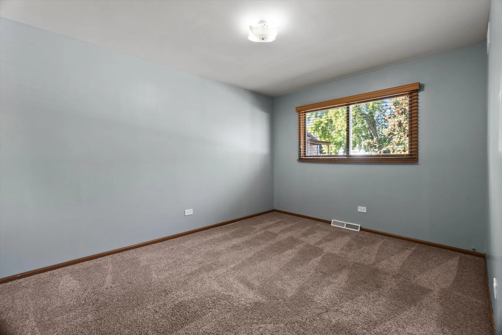 2358 Westview Drive IL
