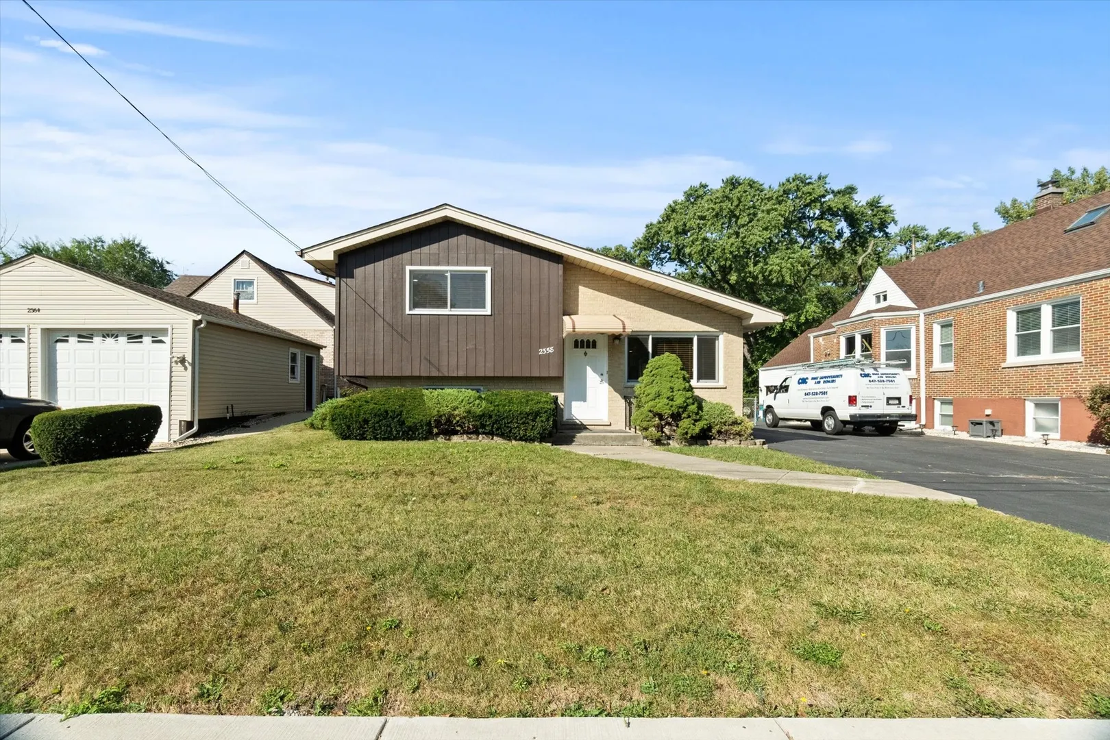 2358 Westview Drive IL