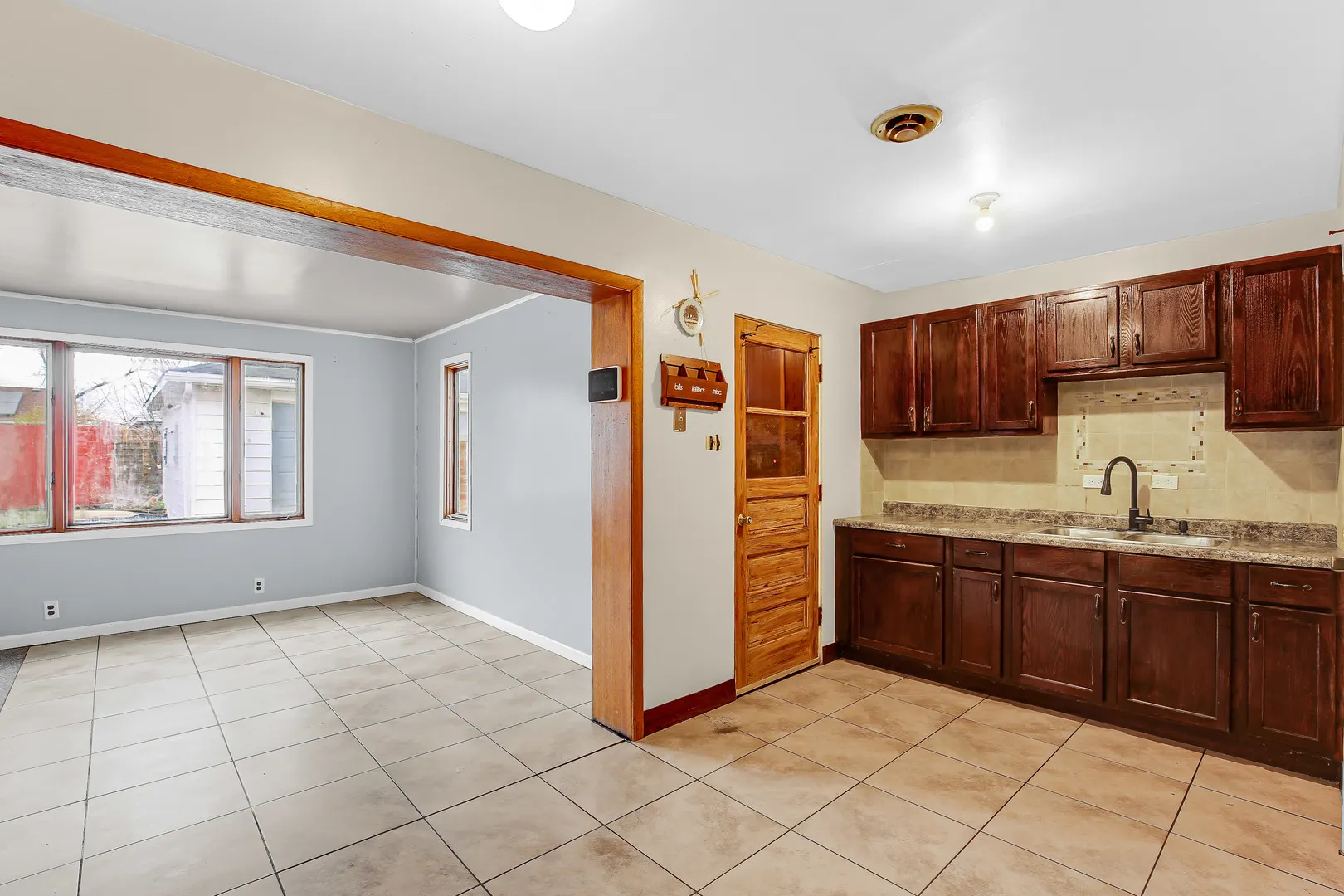 1494 STANLEY Boulevard IL