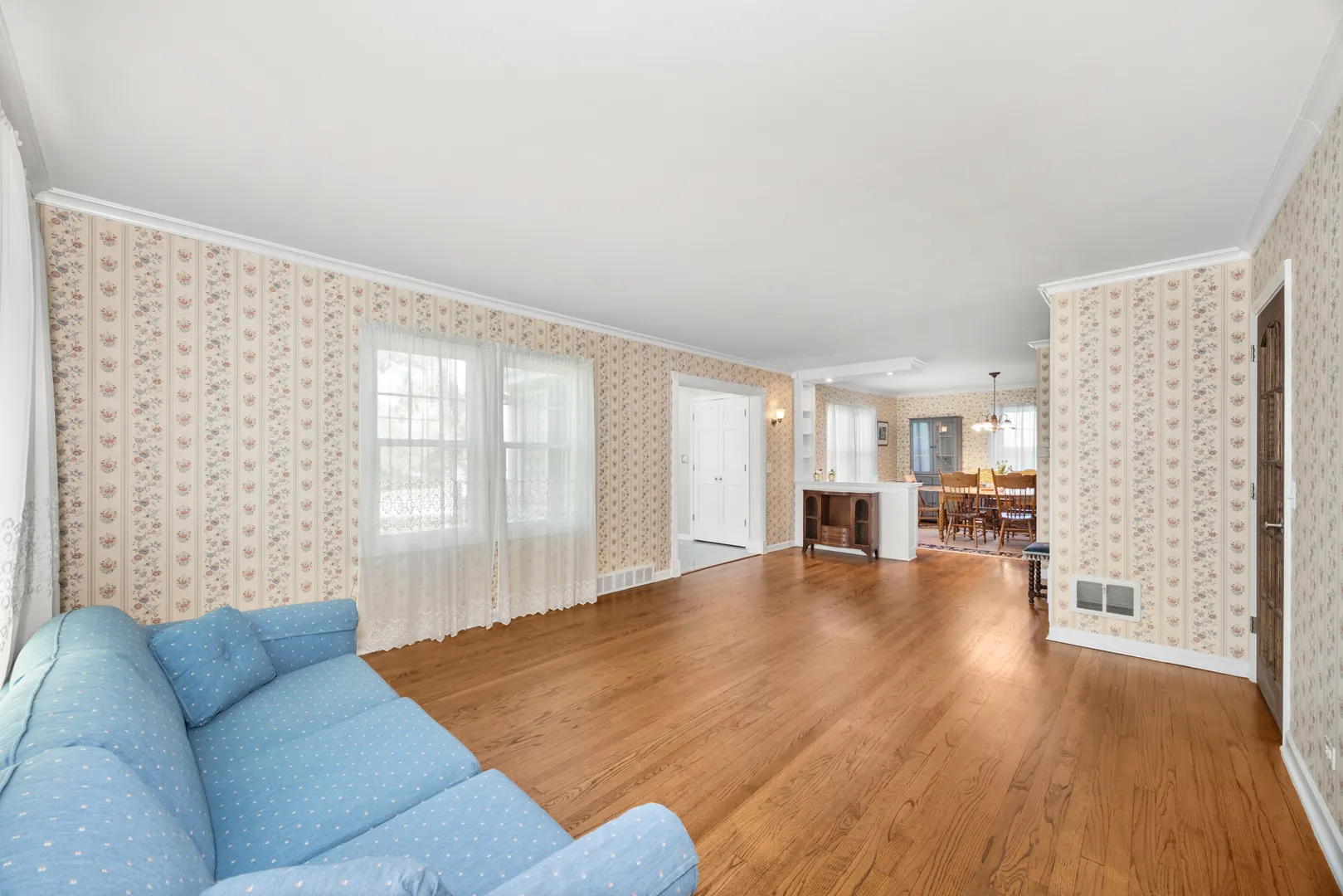 401 Greenwood Road IL