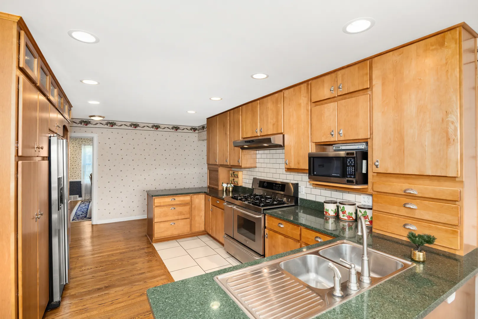 401 Greenwood Road IL