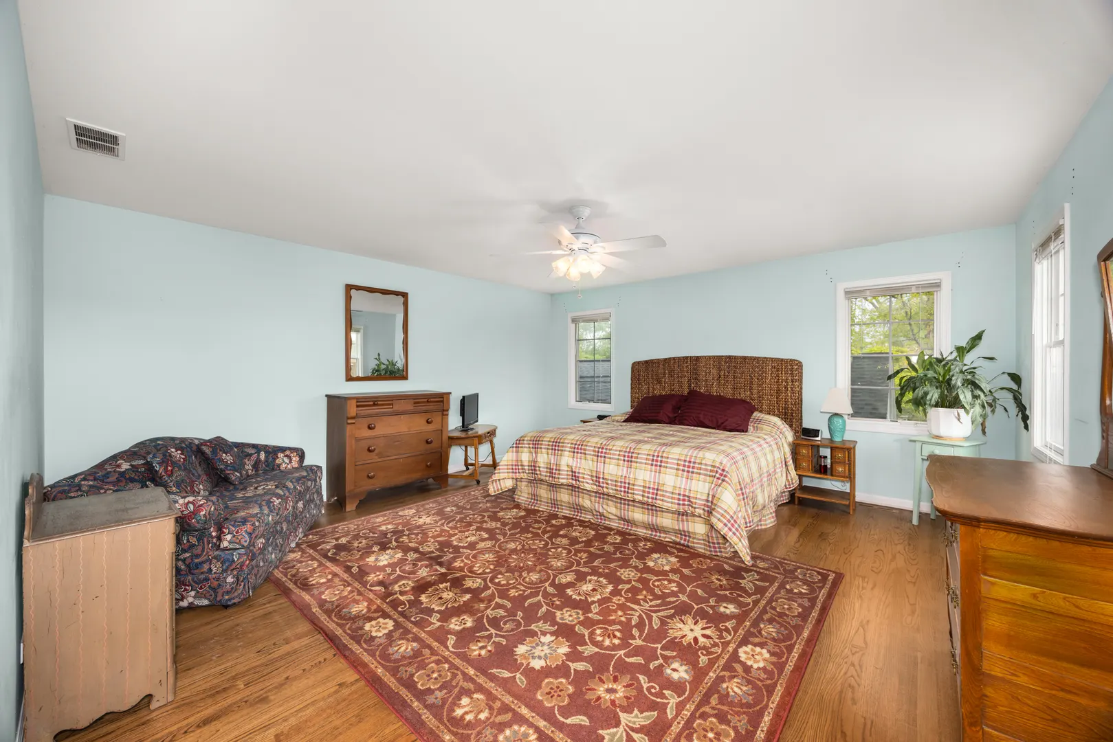 401 Greenwood Road IL