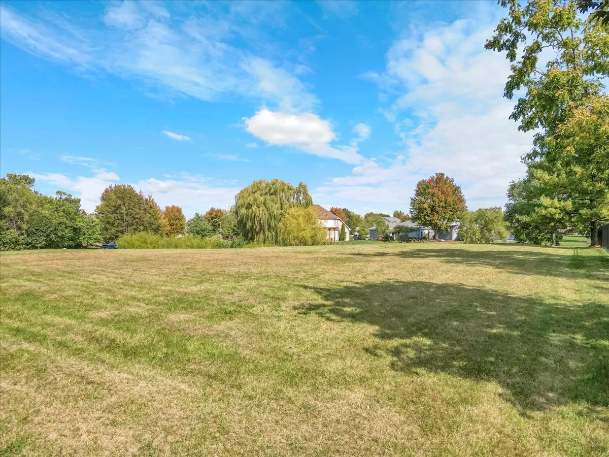 26222 W Highland Drive IL