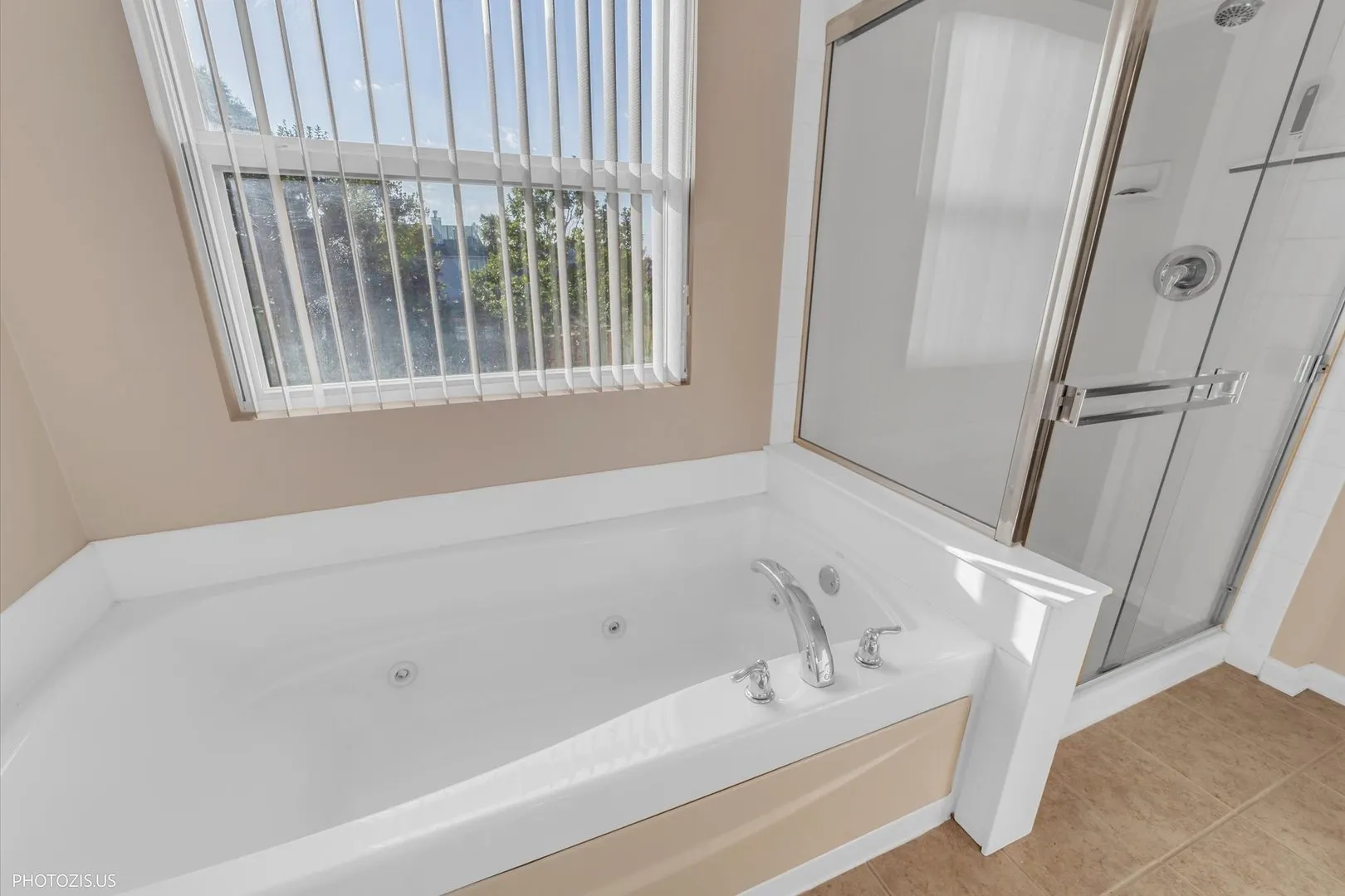 1286 Goldfinch Lane IL