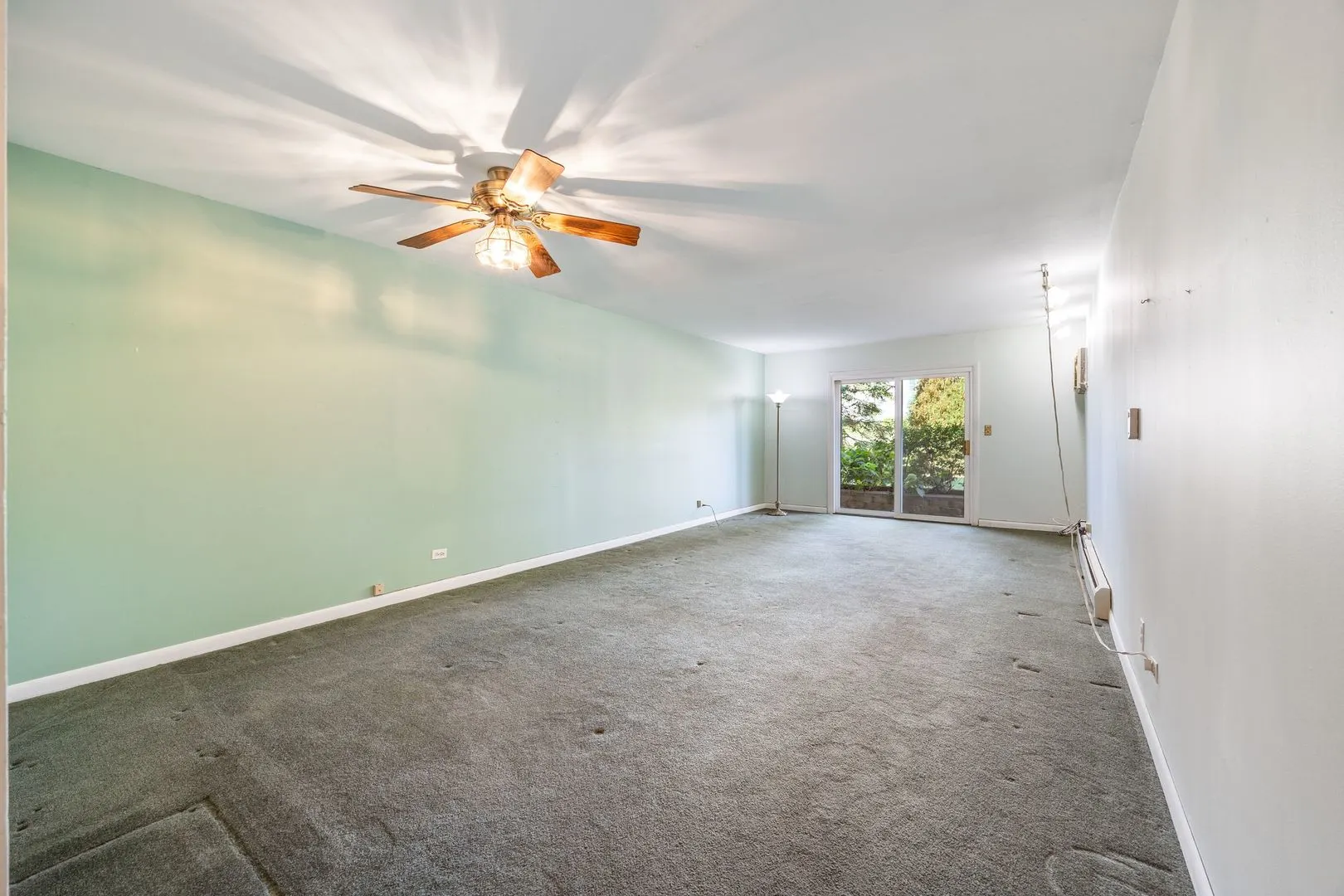 972 Thornton Lane 102 IL
