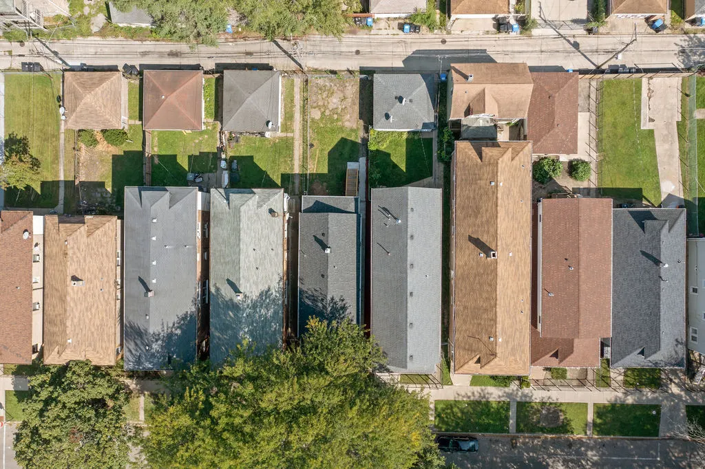 8613 S Colfax Avenue IL